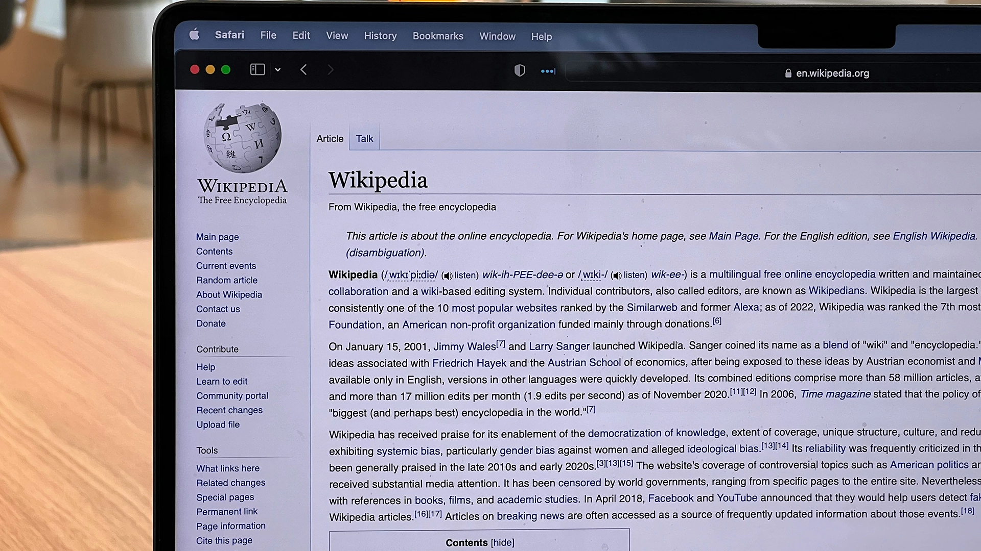 AI Bots Overbelasten Wikipedia’s Servers